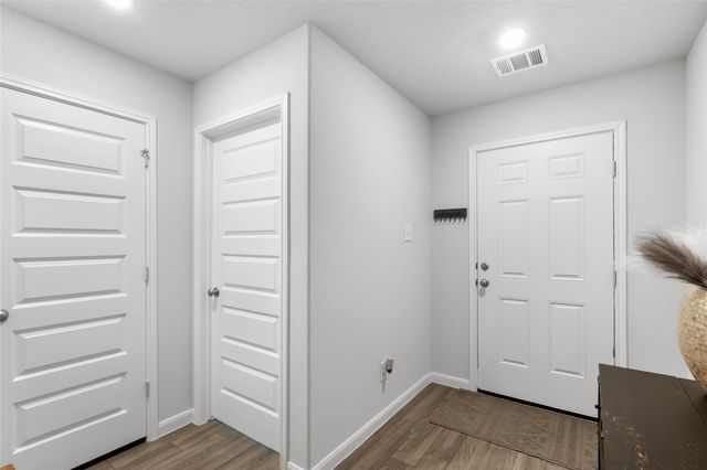 1325 Road 5102, Cleveland, TX 77327