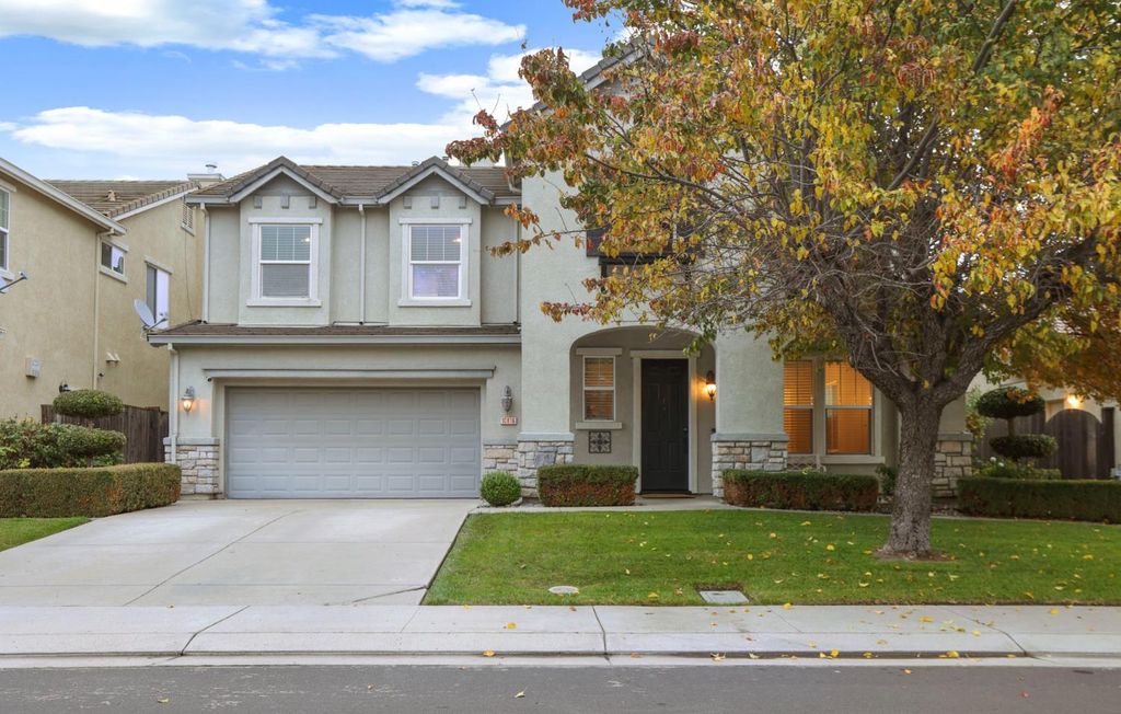 10816 Merritt Dr, Stockton, CA 95219