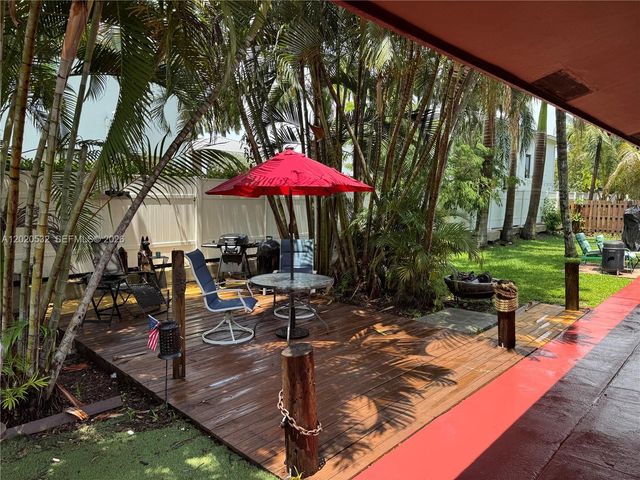 4518 SW 33rd Ave 2, Dania Beach, FL 33312
