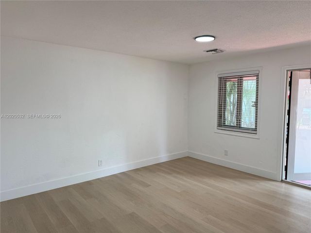4518 SW 33rd Ave 2, Dania Beach, FL 33312