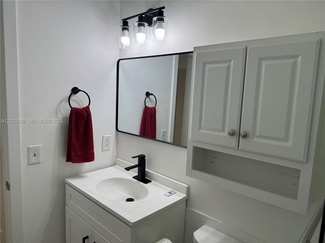 4518 SW 33rd Ave 2, Dania Beach, FL 33312