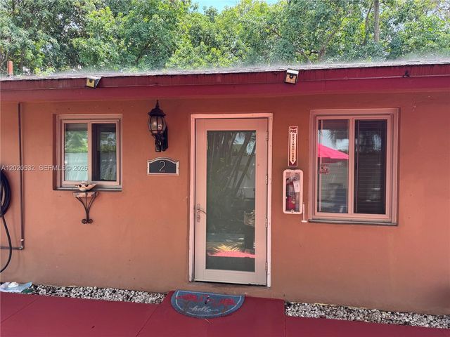 4518 SW 33rd Ave 2, Dania Beach, FL 33312
