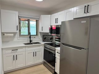 4518 SW 33rd Ave 2, Dania Beach, FL 33312