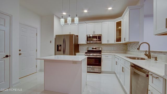 118 S Shore Drive, South Amboy, NJ 08879
