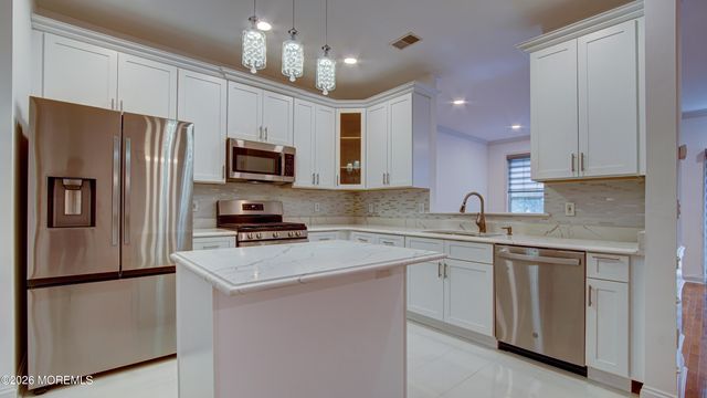 118 S Shore Drive, South Amboy, NJ 08879