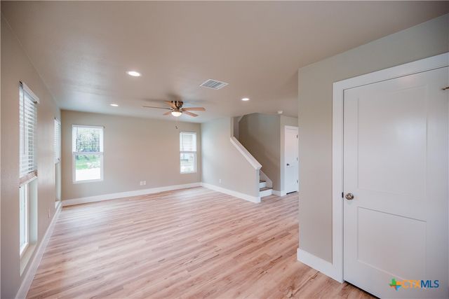 1165 Eagle Flight Drive, Canyon Lake, TX 78133