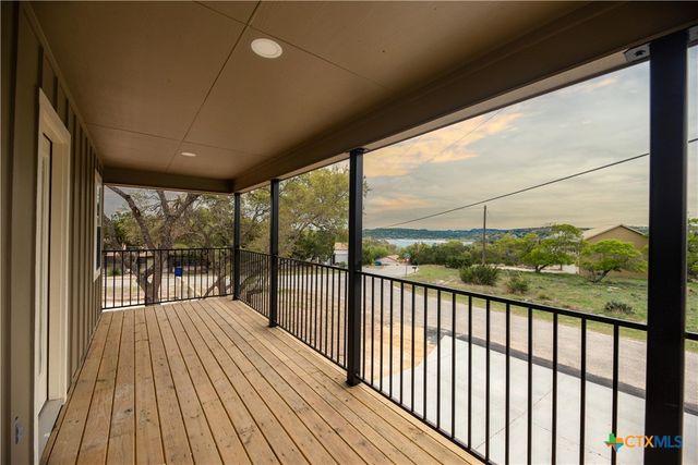 1165 Eagle Flight Drive, Canyon Lake, TX 78133