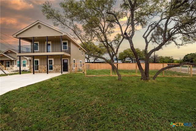 1165 Eagle Flight Drive, Canyon Lake, TX 78133