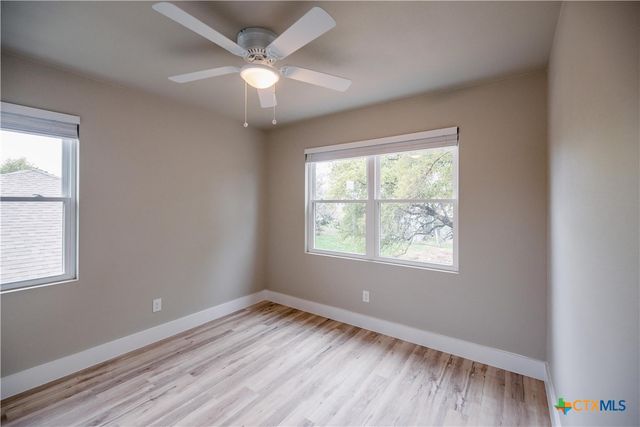 1165 Eagle Flight Drive, Canyon Lake, TX 78133