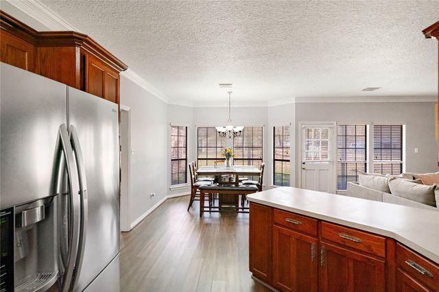 28911 Commons Oaks Drive, Huffman, TX 77336