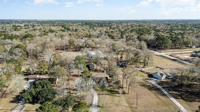 28911 Commons Oaks Drive, Huffman, TX 77336