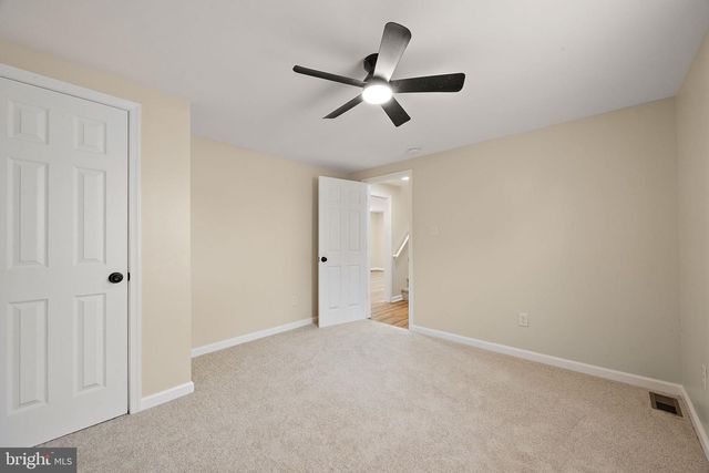 53 SEWARD LN, Aston, PA 19014