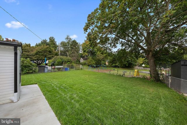 53 SEWARD LN, Aston, PA 19014