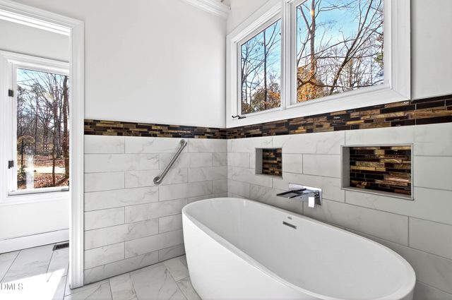 904 Stonecutter Court, Raleigh, NC 27614