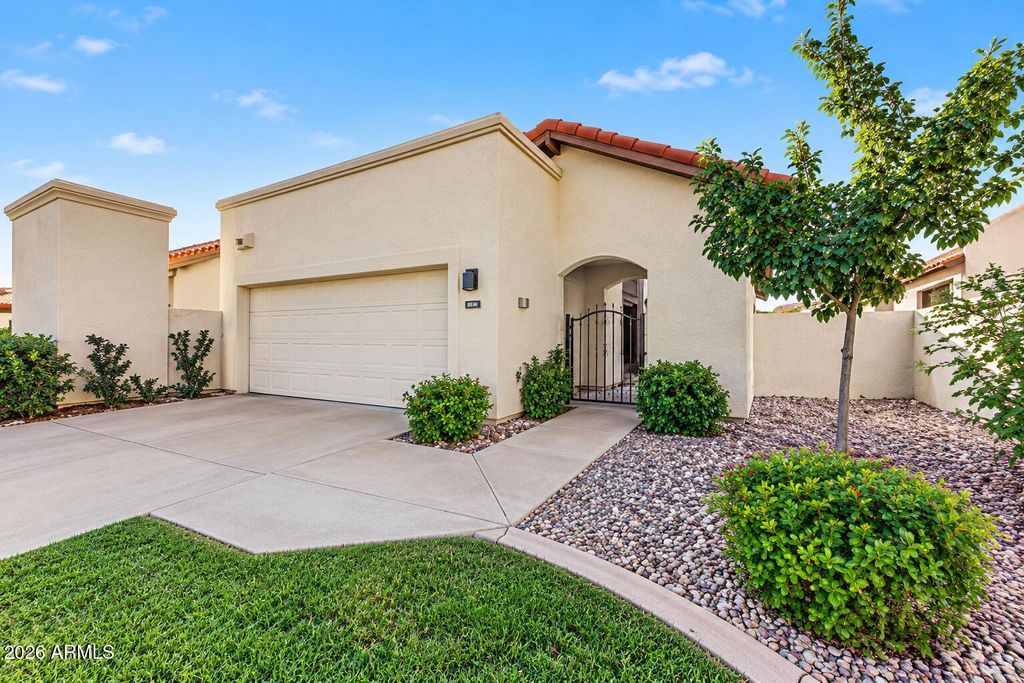 1915 E Calle De Arcos --, Tempe, AZ 85284 — photo 2
