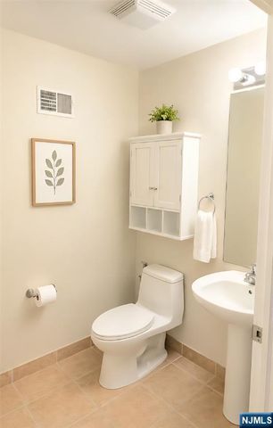 430 Aurora Avenue 430, Cliffside Park, NJ 07010