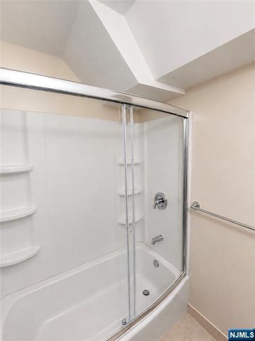 430 Aurora Avenue 430, Cliffside Park, NJ 07010