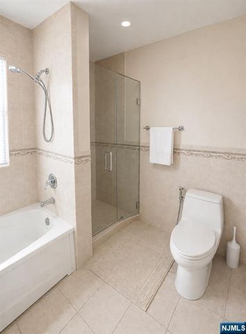 430 Aurora Avenue 430, Cliffside Park, NJ 07010