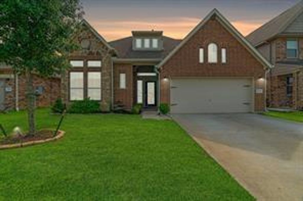1862 Alyssa Way, Alvin, TX 77511