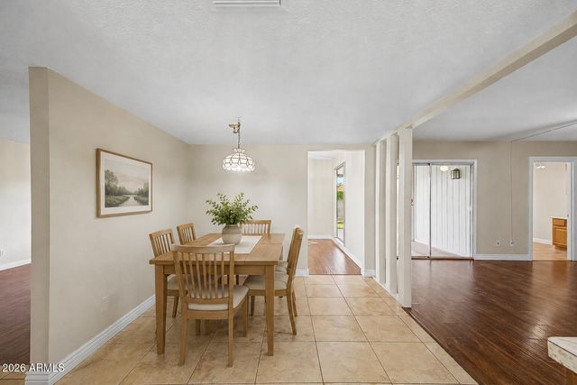 2627 W OBISPO Circle, Mesa, AZ 85202