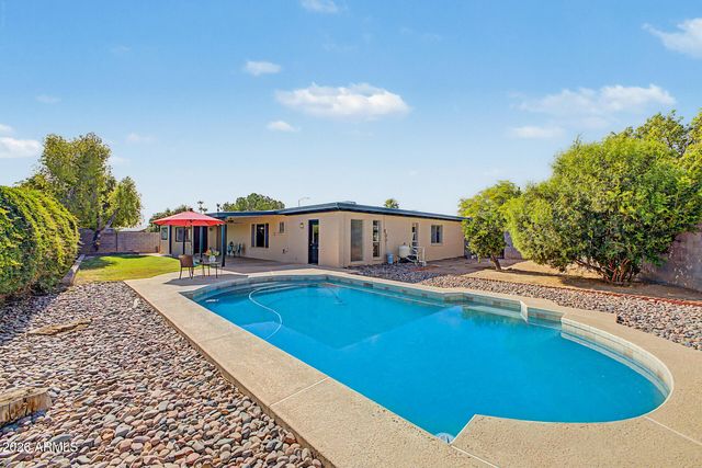 2627 W OBISPO Circle, Mesa, AZ 85202