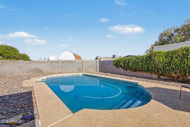 2627 W OBISPO Circle, Mesa, AZ 85202