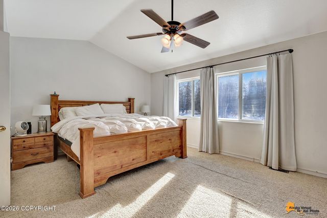 10040 E Baywood Drive, Palmer, AK 99654