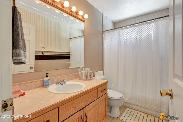 10040 E Baywood Drive, Palmer, AK 99654