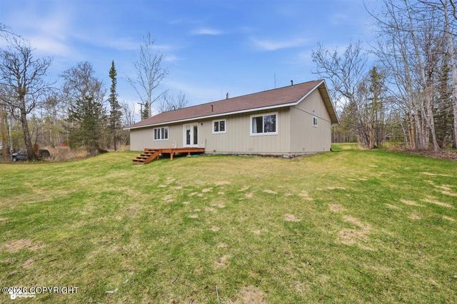 10040 E Baywood Drive, Palmer, AK 99654