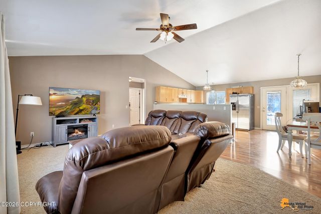 10040 E Baywood Drive, Palmer, AK 99654
