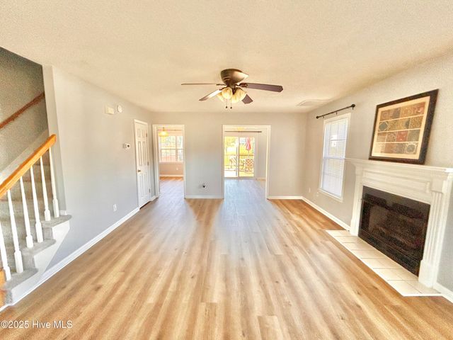 105 Coral Ridge Road, Richlands, NC 28574