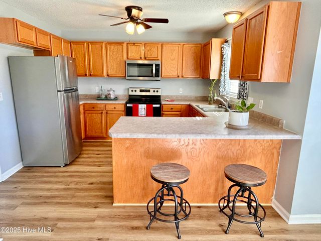 105 Coral Ridge Road, Richlands, NC 28574