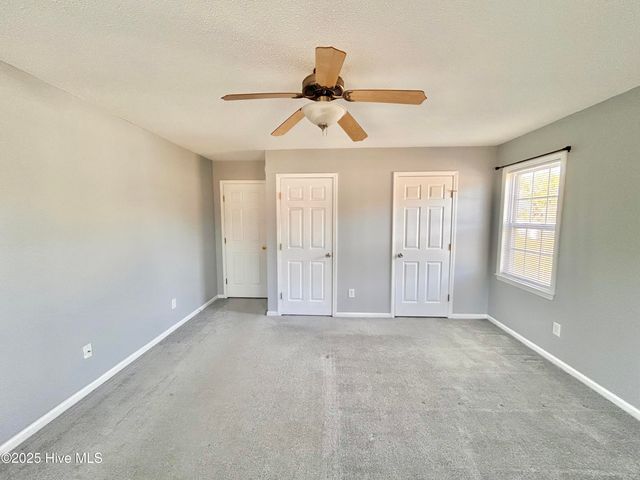 105 Coral Ridge Road, Richlands, NC 28574