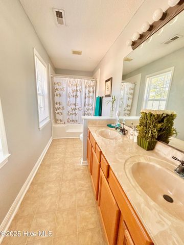 105 Coral Ridge Road, Richlands, NC 28574