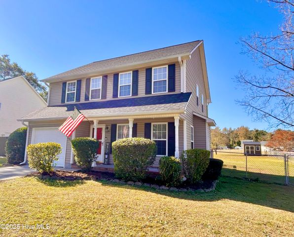 105 Coral Ridge Road, Richlands, NC 28574