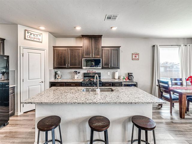 14017 Babbling Brook Drive, Piedmont, OK 73078