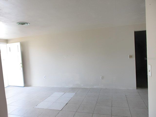 3024 WILLIAMSBURG STREET, Sarasota, FL 34231