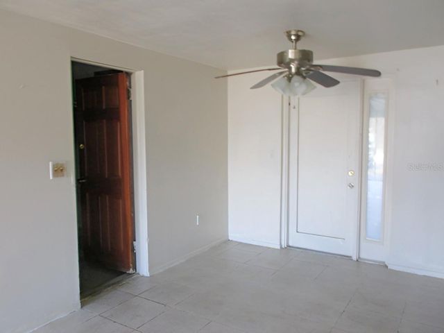 3024 WILLIAMSBURG STREET, Sarasota, FL 34231