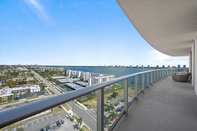 220 Lake Shore Drive 1401, Lake Park, FL 33403