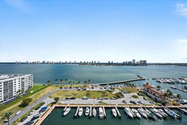 220 Lake Shore Drive 1401, Lake Park, FL 33403