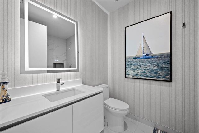 220 Lake Shore Drive 1401, Lake Park, FL 33403