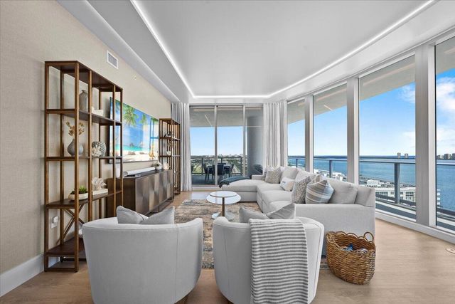 220 Lake Shore Drive 1401, Lake Park, FL 33403