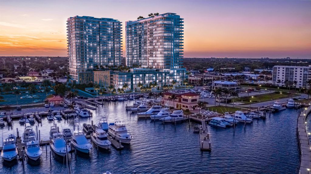 220 Lake Shore Drive 1401, Lake Park, FL 33403