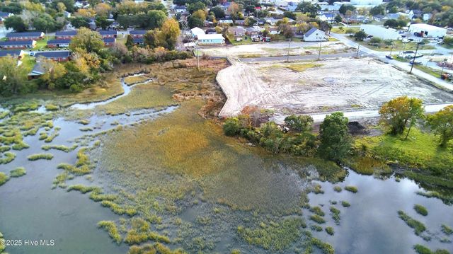 2407 Ferabee Street, Morehead City, NC 28557