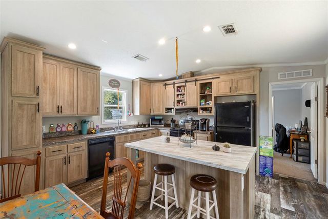 329374 E 936 Road, Luther, OK 73054