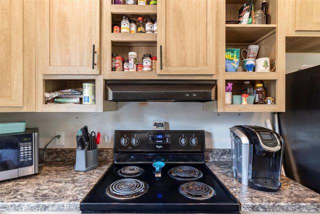 329374 E 936 Road, Luther, OK 73054