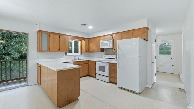 1807 Beineke Road, Fort Wayne, IN 46808