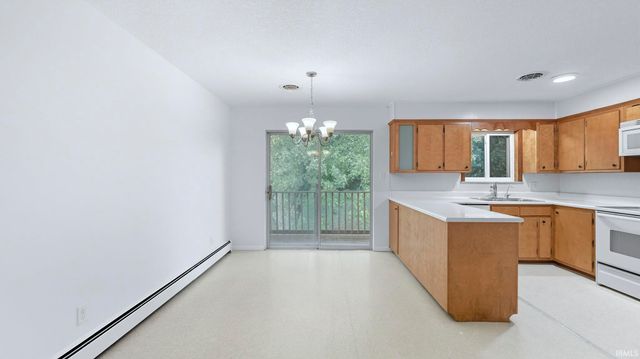 1807 Beineke Road, Fort Wayne, IN 46808