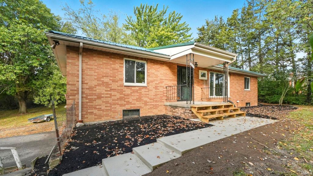 1807 Beineke Road, Fort Wayne, IN 46808