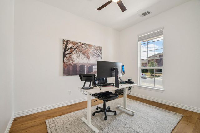 429 Betony LOOP, Buda, TX 78610